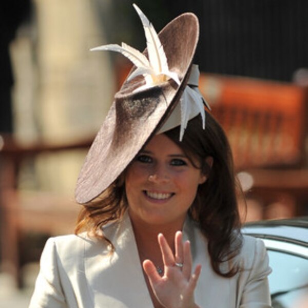Leaning Hat of Eugenie from Crazy Royal Hats! | E! News